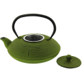 Tetera verde de hierro fundido del estilo japonés con las tazas y el Trivet